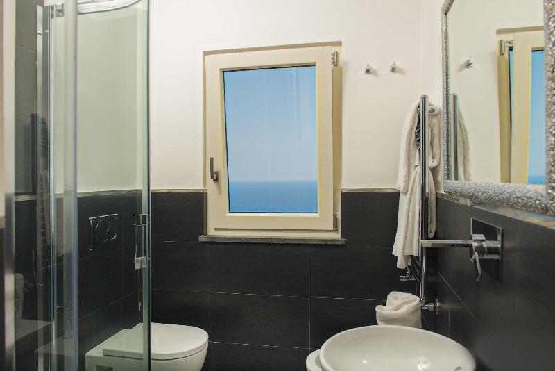 Номер Стандарт Вид на Море, Villa Gianlica