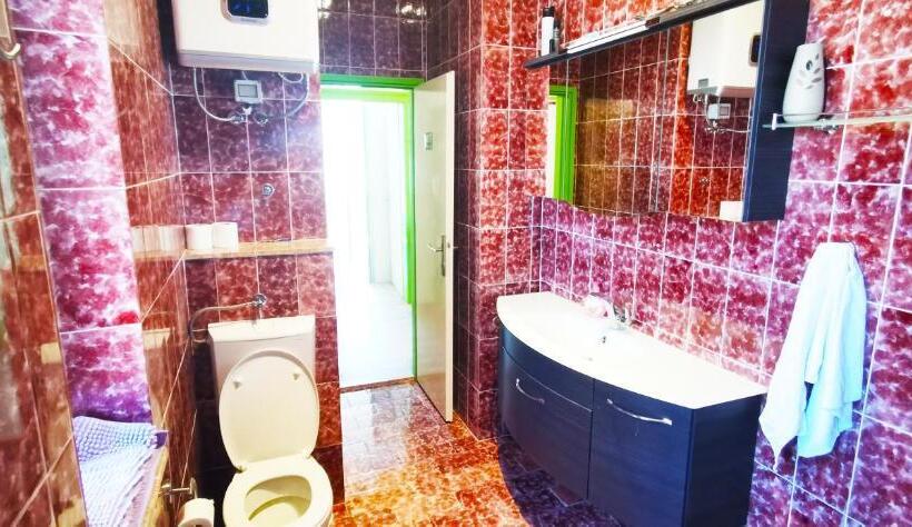 Номер Стандарт Совместная Ванная, Chillax Rooms