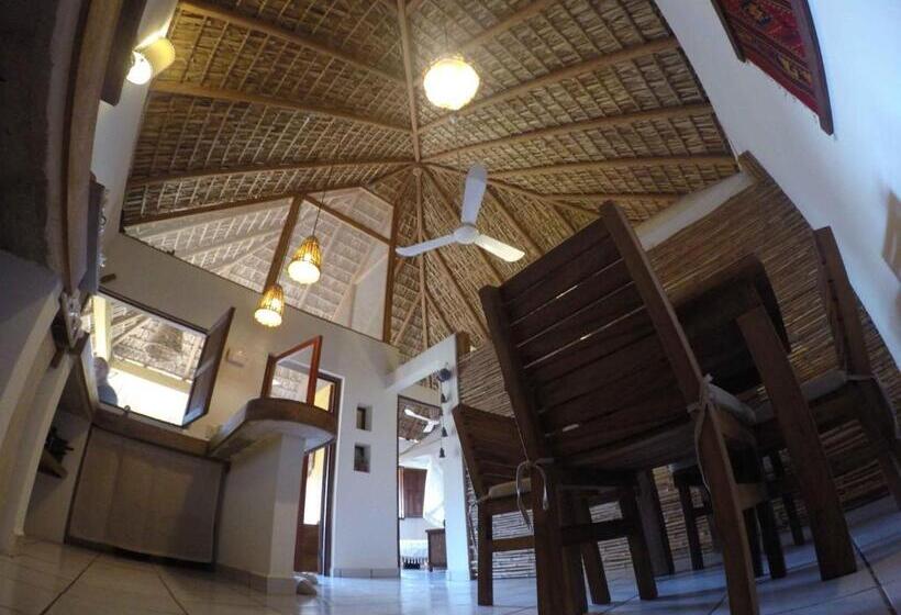 غرفة قياسية رباعية مطلة على البحر, Casa Aditi