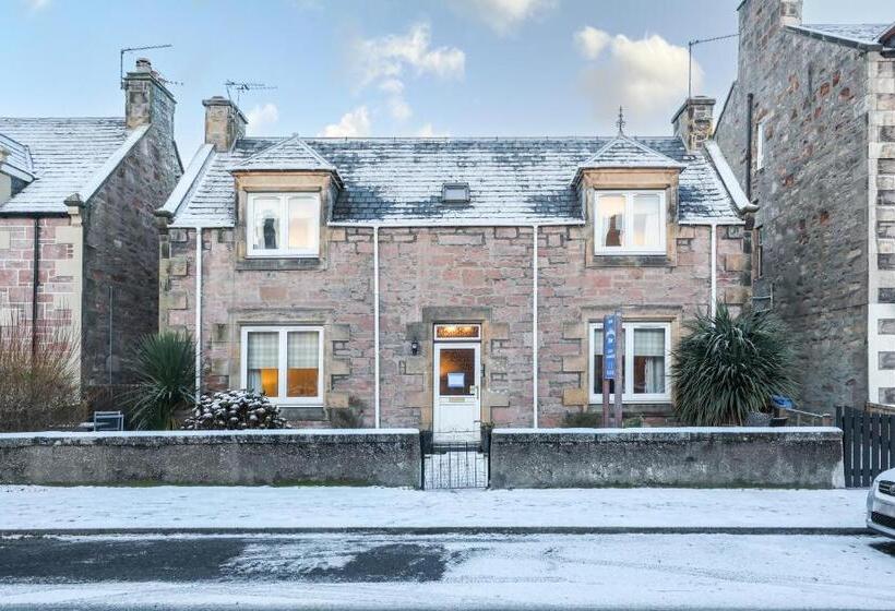חדר סטנדרט יחיד, Mystayinn Strathblane House