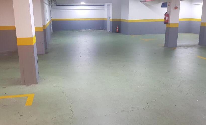 스탠다드 스튜디오, Apartamentos Turisticos Avenue Park
