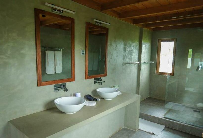 سوییت لوکس, Wild Grass Nature Resort