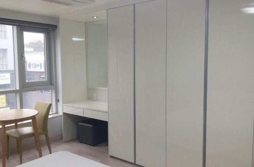 Quarto Estandar, Gaon Residence