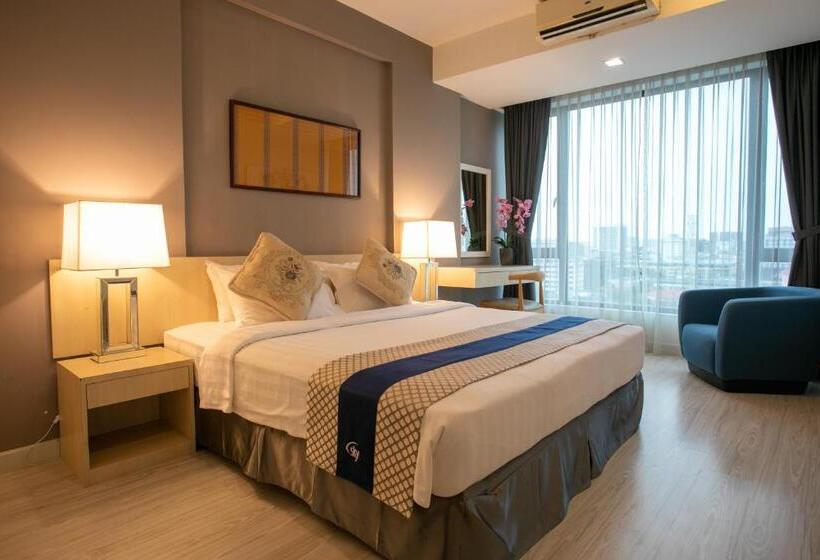جناح إدارى, Sky Hotel Kota Kinabalu