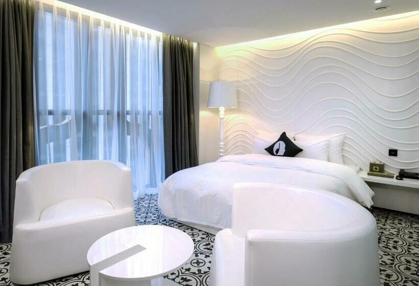 デラックスルーム, The Designers Dongdaemun
