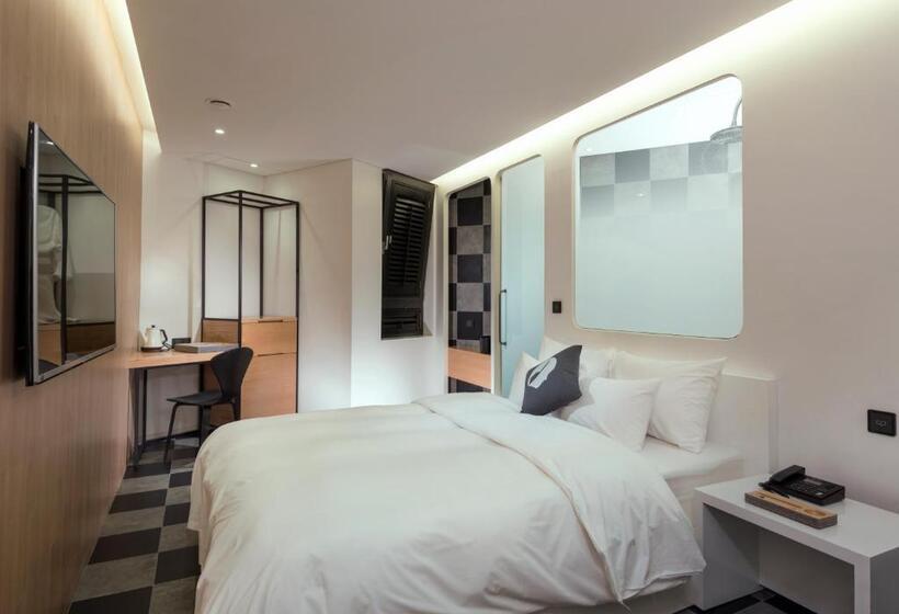 デラックスルーム, The Designers Dongdaemun