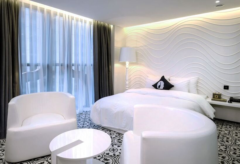 デラックスルーム, The Designers Dongdaemun