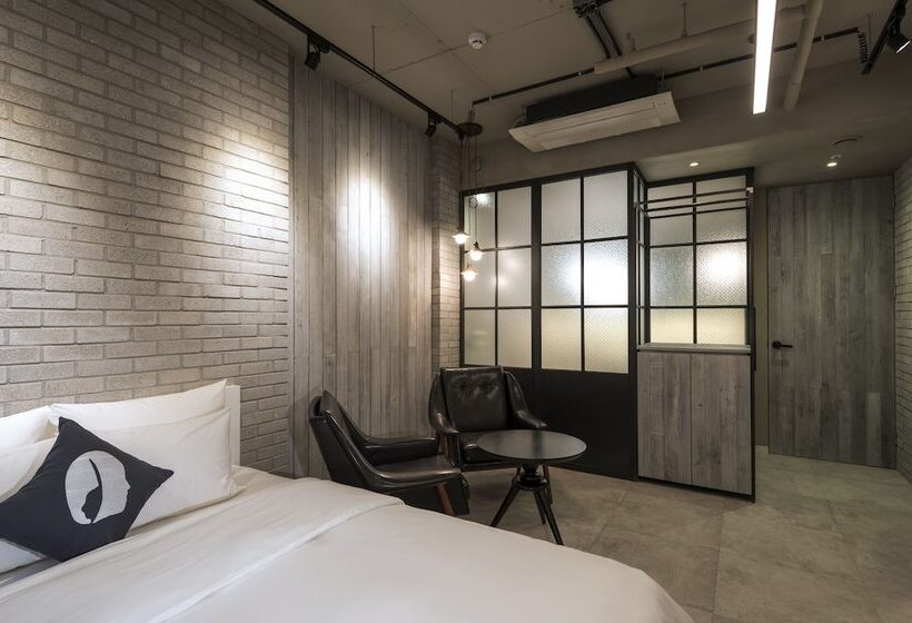 デラックスルーム, The Designers Dongdaemun