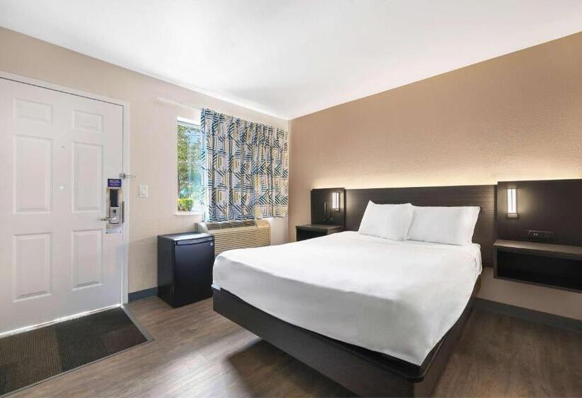 Номер Стандарт, Motel 6kirkland, Wa  North Kirkland