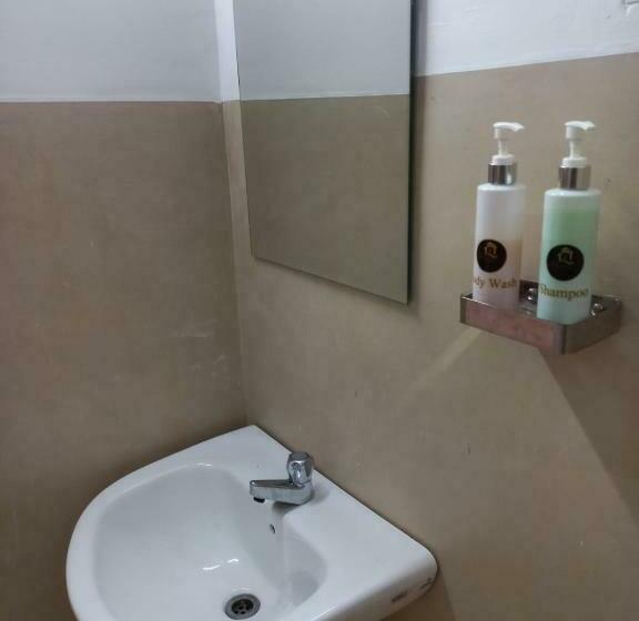 Номер Deluxe, Couple Rooms In Negombo