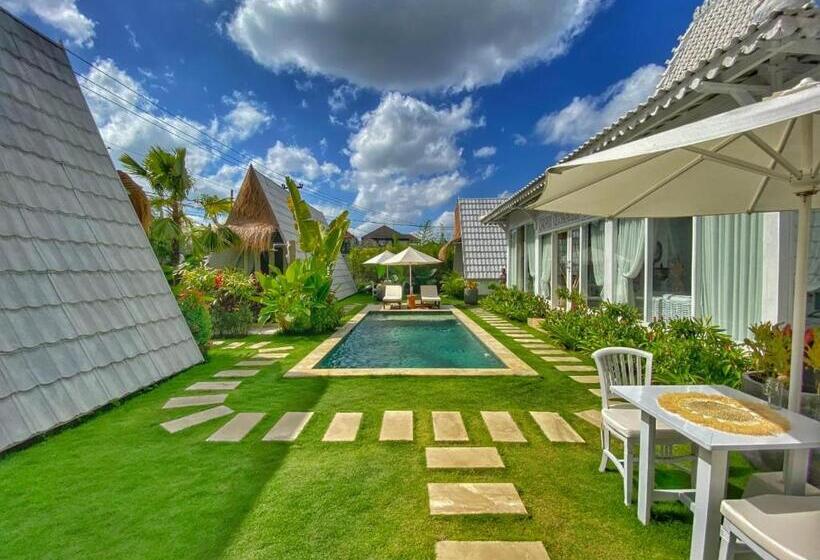 Семейный Номер, Piramida S White Villa S Bali   Joglo