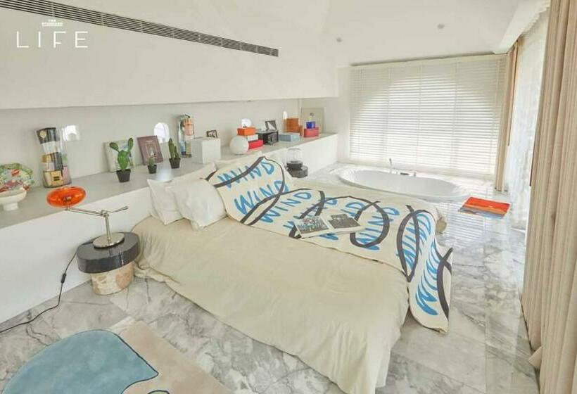 Люкс, Casapapa Homeandspace