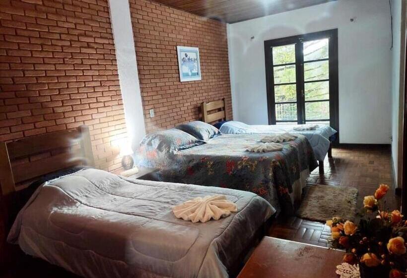 Quarto Quádruplo Estandar, Recanto Dubieux Suítes