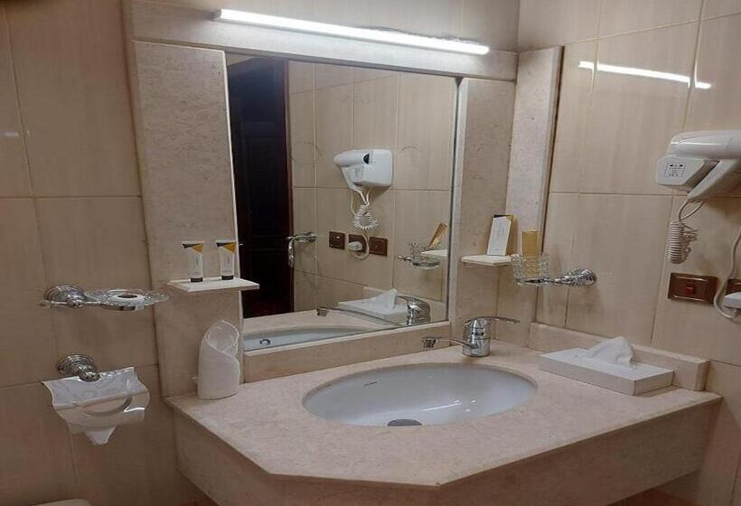 سوییت, نزل السلطان للأجنجة الفندقية