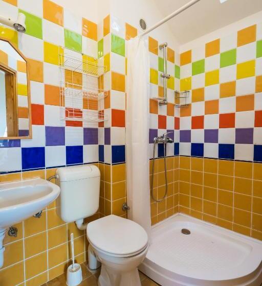 Апартаменты 1 Спальня, Squash Apartments & Studios