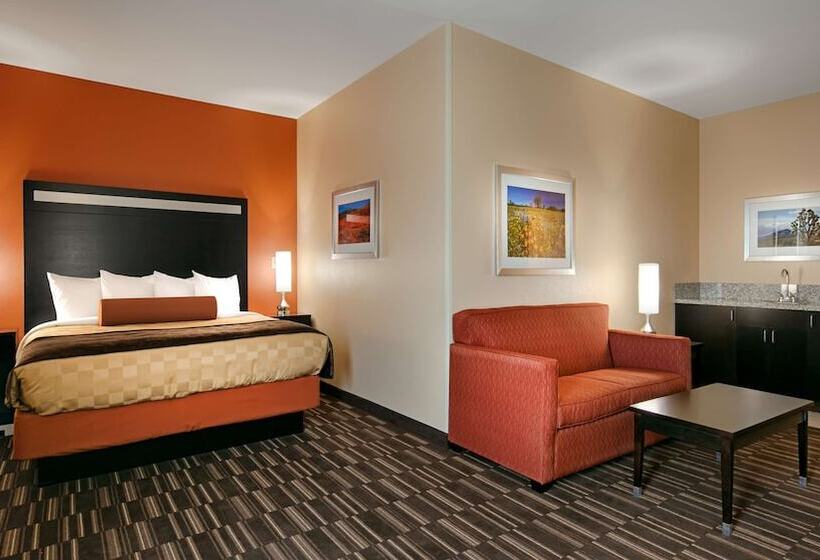 Люкс, Wyndham Garden Lancaster Ca