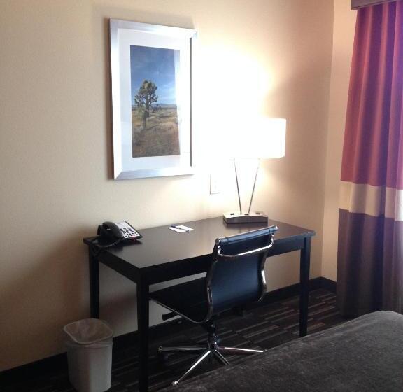Номер Стандарт, Wyndham Garden Lancaster Ca