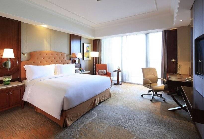 Номер Стандарт Кровать Кинг Адаптированный для Инвалидов, Doubletree By Hilton Ningo   Chunxiao