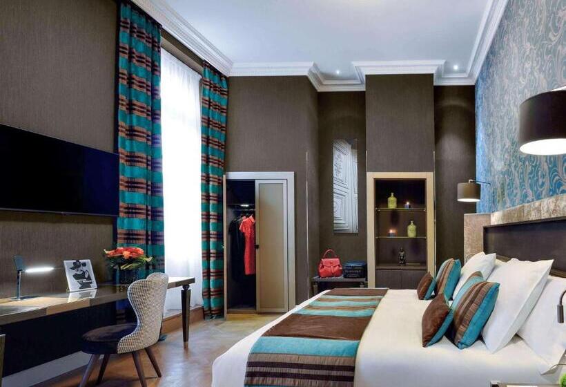 سوئیت جونیور با تخت بزرگ, La Cour Des Consuls Hotel And Spa Toulouse   Mgallery