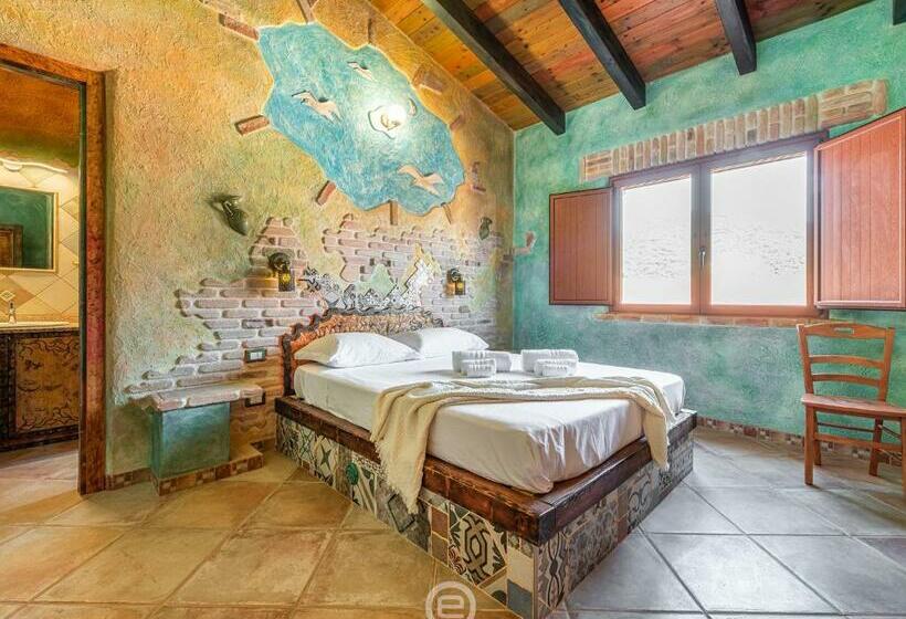 Номер Deluxe, Casa Gaudi   House & Rooms
