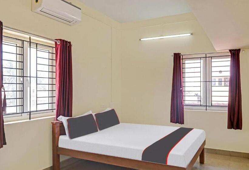 Трехместный Номер Deluxe, Collection O Orchid Residency Medavakkam