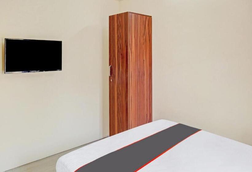 Трехместный Номер Deluxe, Collection O Orchid Residency Medavakkam