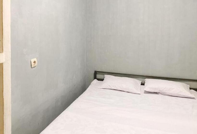 Номер Стандарт, Backpacker Homestay Jatisampurna Redpartner