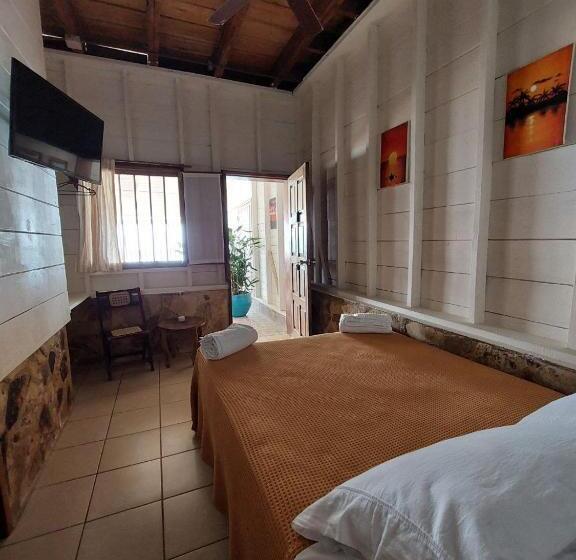 기본룸, Sunset Bay B&b