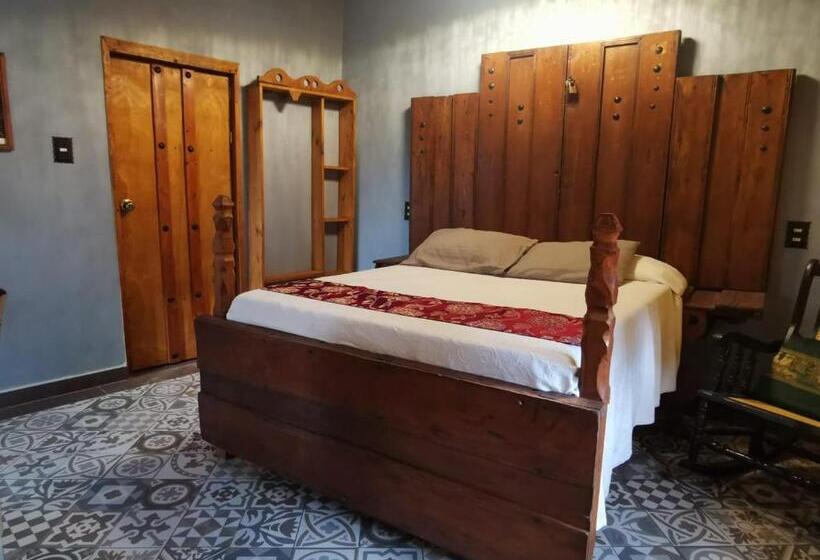スタンダードルーム, Tihosuco Colonial