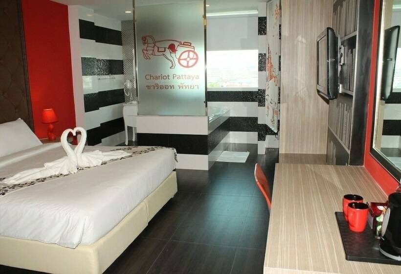 デラックスルーム, Chariot Pattaya
