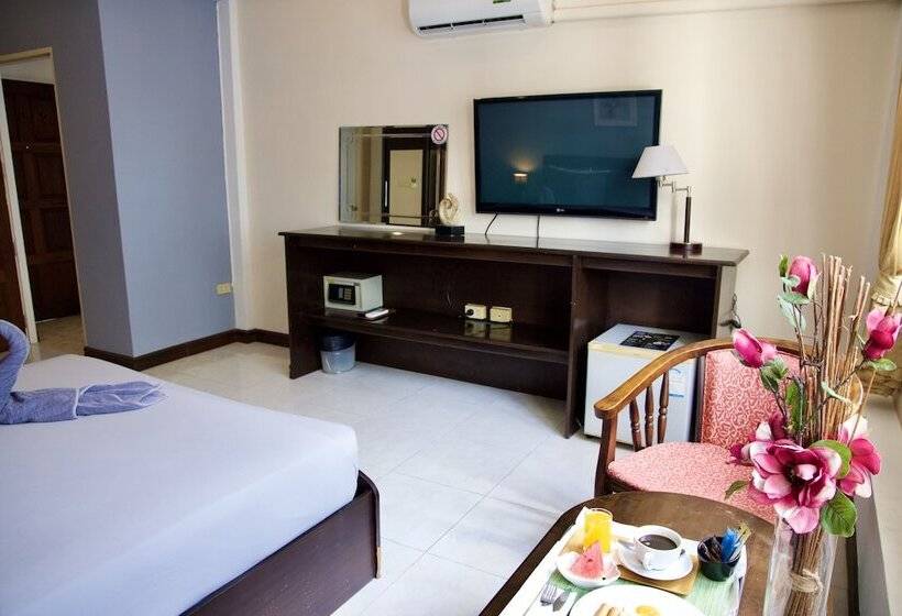 Номер Стандарт, Golden Guesthouse By The Beach Cha Am