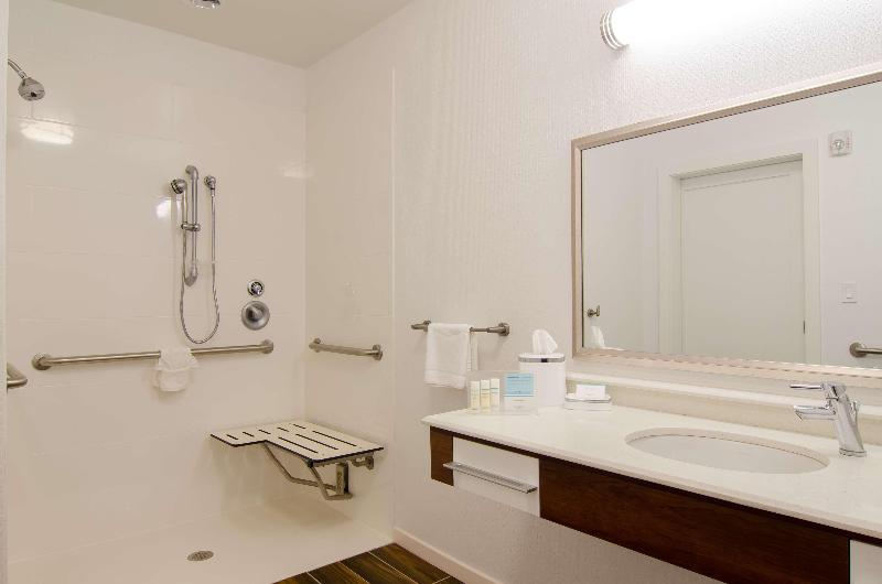 Студио Стандарт Кровать Кинг, Hampton Inn & Suites Huntsville