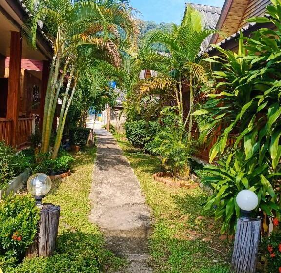 标准间, Poonsap Resort