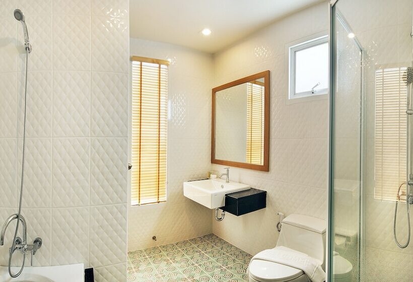 패밀리 스위트, Ratana Hotel Rassada, Phuket Town  Sha Extra Plus