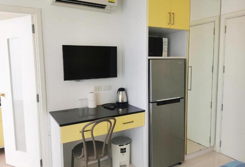 Escritório Estándar, Daisy Residence