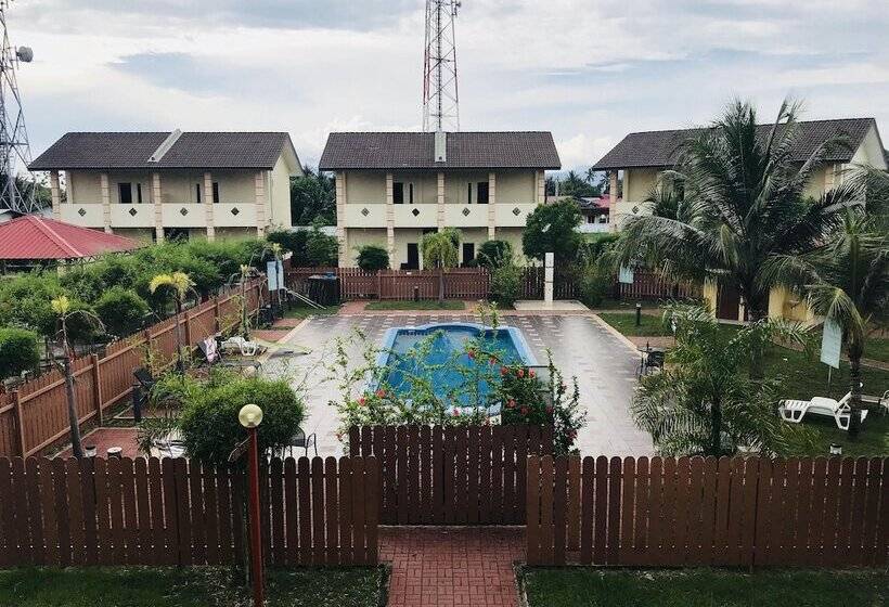 Апартаменты 3 Спальни, Shell Out Cenang Beach Resort