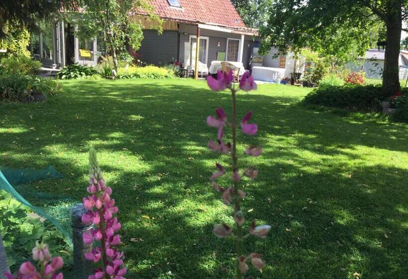 Дом 1 Спальня, B&b  T Gezellig Huizeke