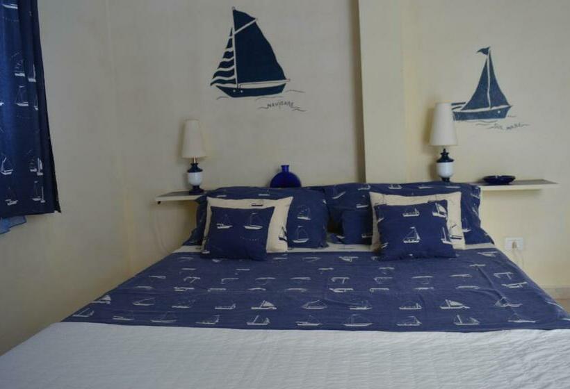 Quarto Estandar, Yacht Club Sal
