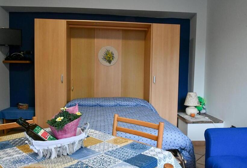 Номер Стандарт с Террасой, Gli Angeli Agriturismo