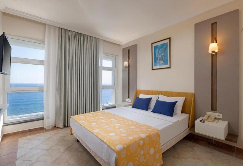 Семейный Номер Боковой Вид на Море, Euphoria Comfort Beach Alanya