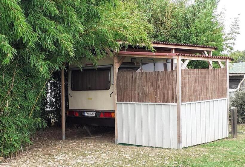 家庭洋房, Maison D Hôtes Afrika Du Queyroux