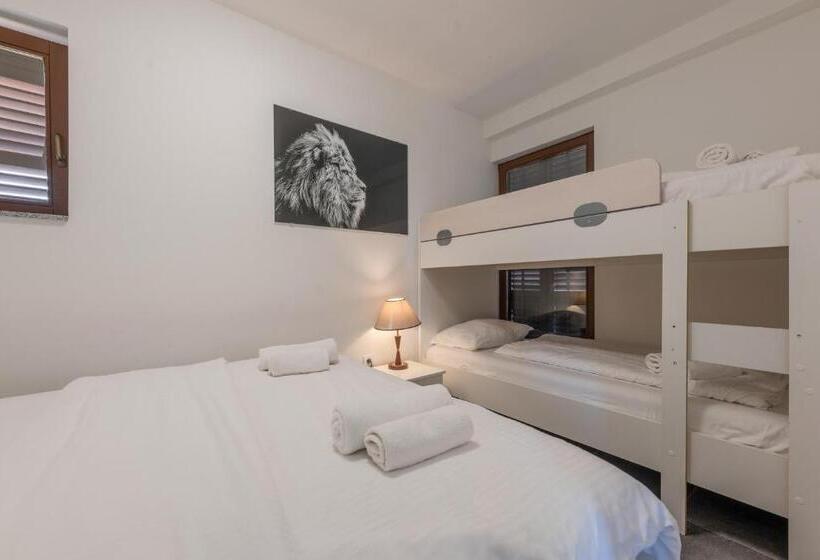 Студио Стандарт Вид на Море с Балконом, Aparthotel Plat