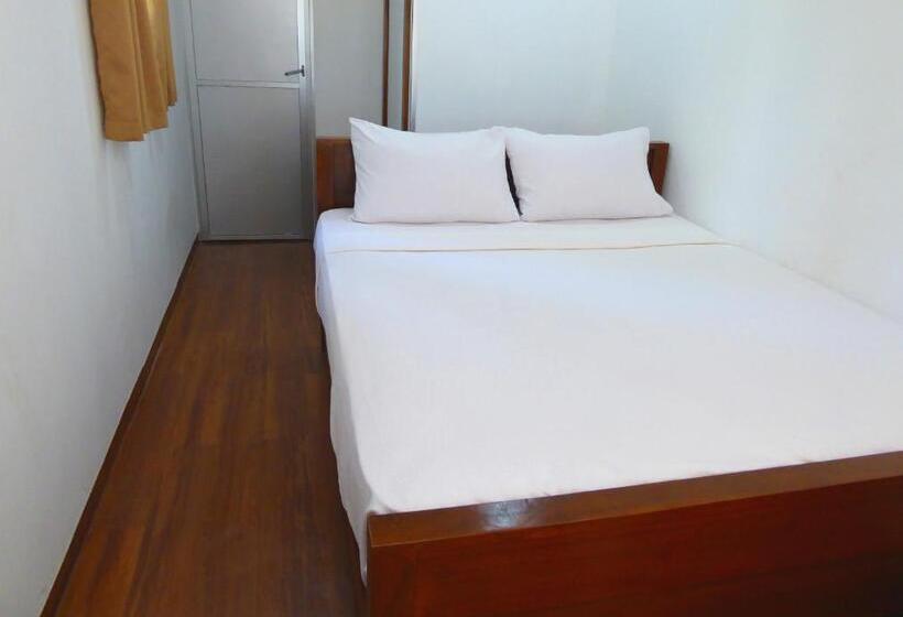 اتاق استاندارد با چشم‌انداز دریاچه, Riviera Resort
