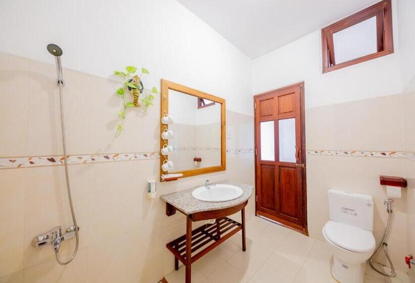 اتاق خانوادگی, Bao Quynh Bungalow