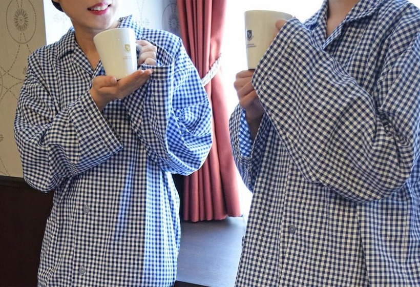 디럭스 룸, Kobe Tor Road Hotel Sanraku