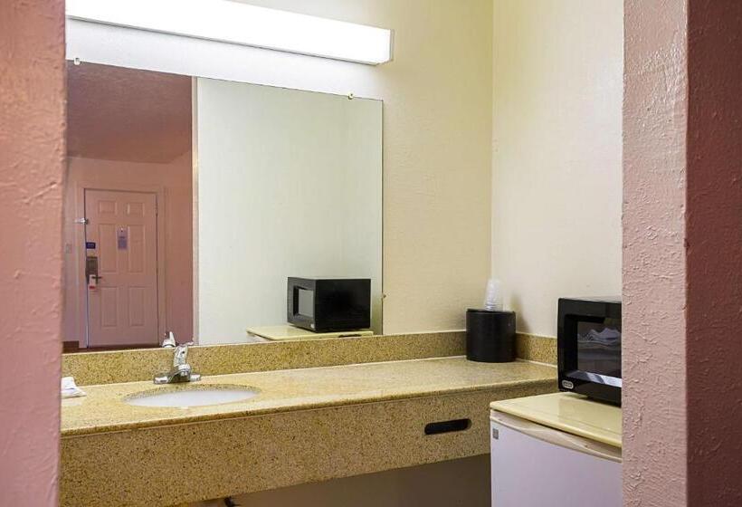 Четырехместный Номер Deluxe, Motel 6 Madisonville, Tx