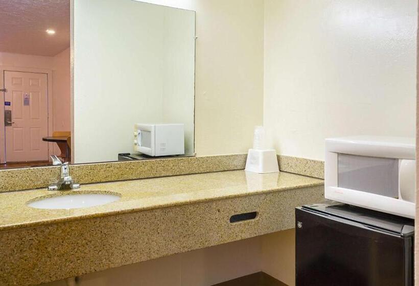 Номер Deluxe Кровать Кинг, Motel 6 Madisonville, Tx