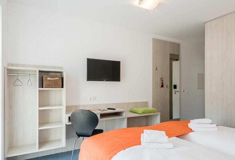 Номер Стандарт, Fairsleep Motel Einstein Erding