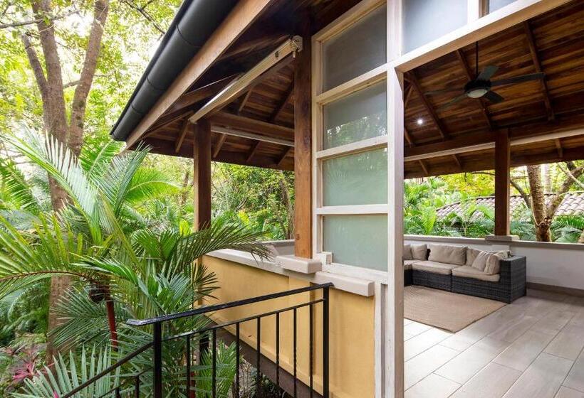 Бунгало Deluxe, Bodhi Tree Yoga Resort