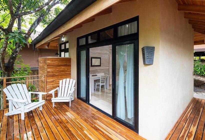 Бунгало Стандарт, Bodhi Tree Yoga Resort